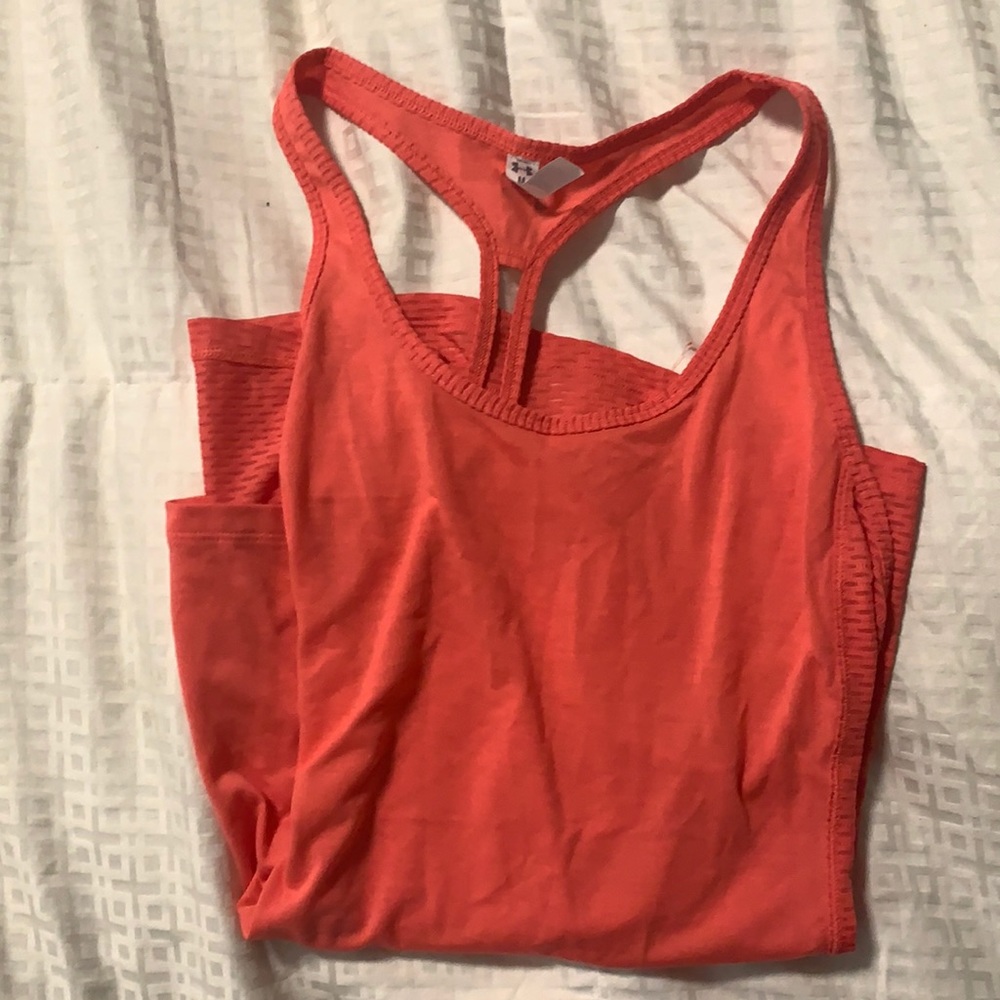 Underarmour tank